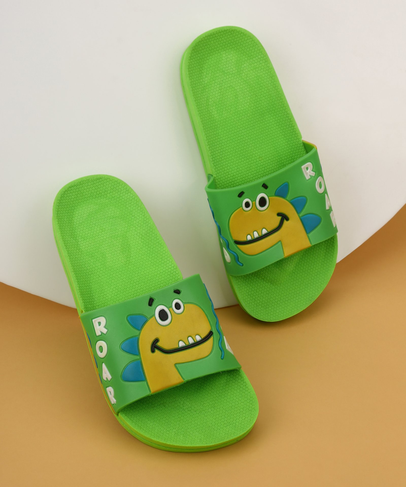 Kids green online slippers